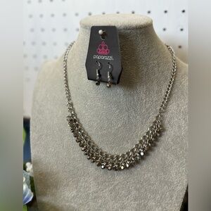 Paparazzi Dazzling Silver Necklace Set